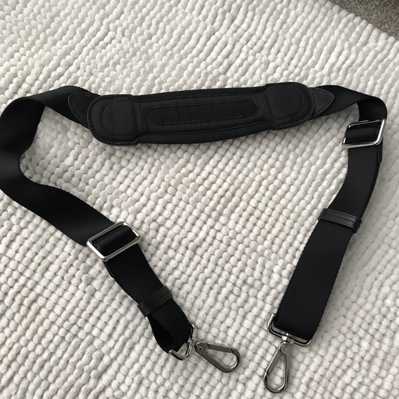 tumi shoulder strap